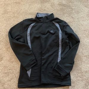 Adidas size L pull over